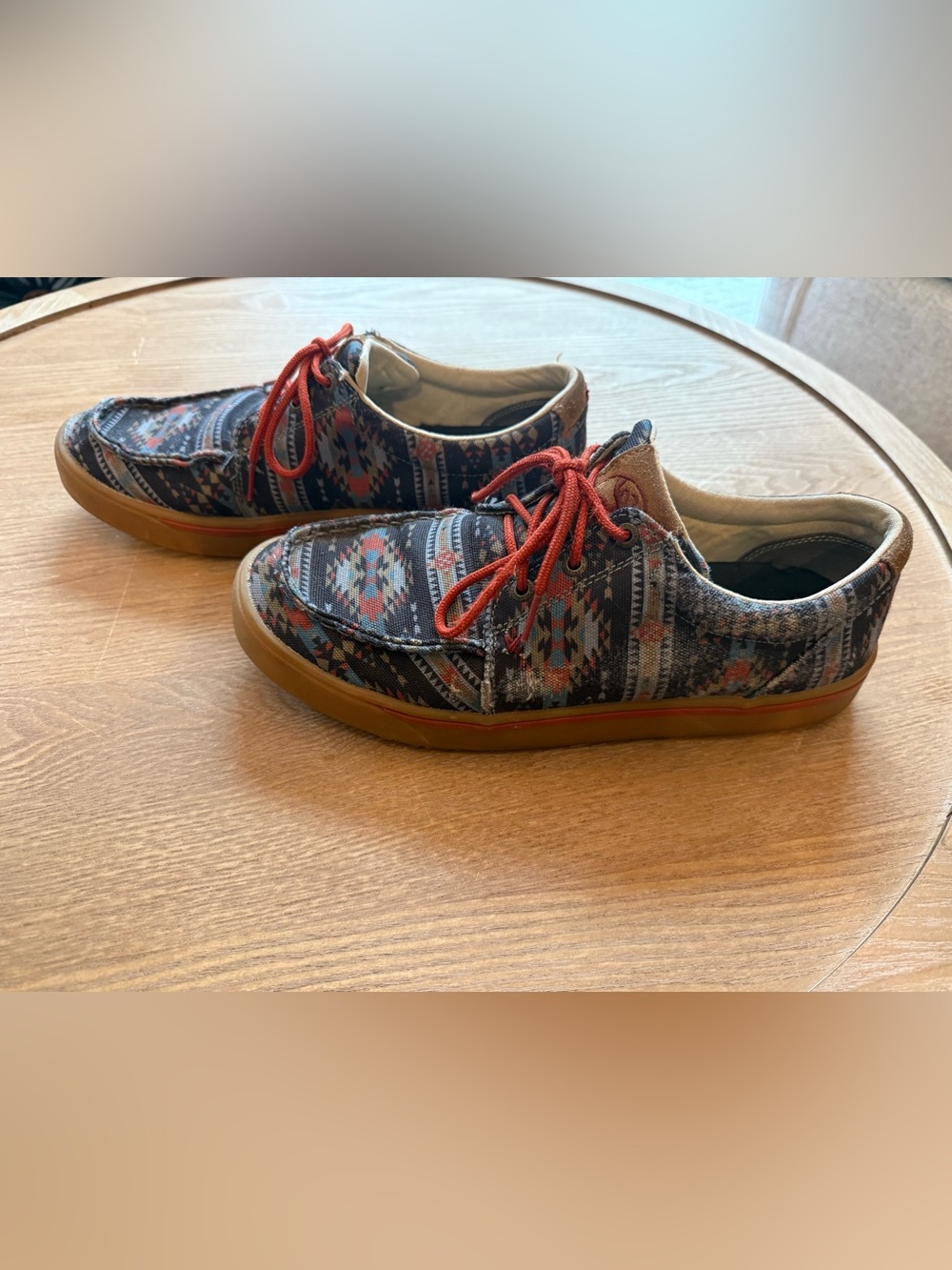Hooey Men’s Aztec Pattern Slip-Ons in Navy and Rust